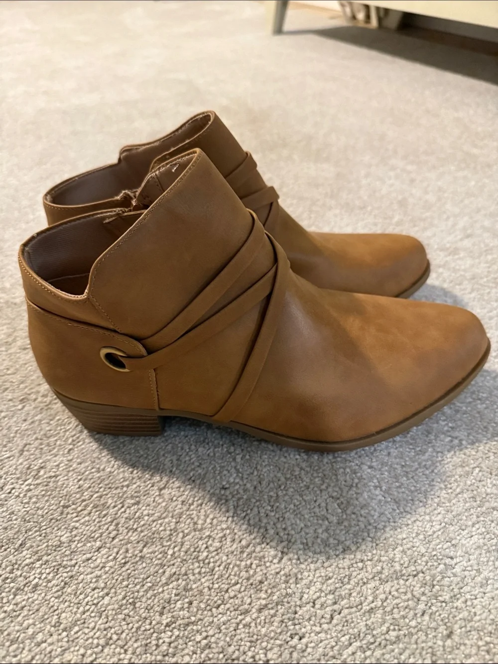 NWOB Life Stride Amara Tan Ankle Booties Size 11W